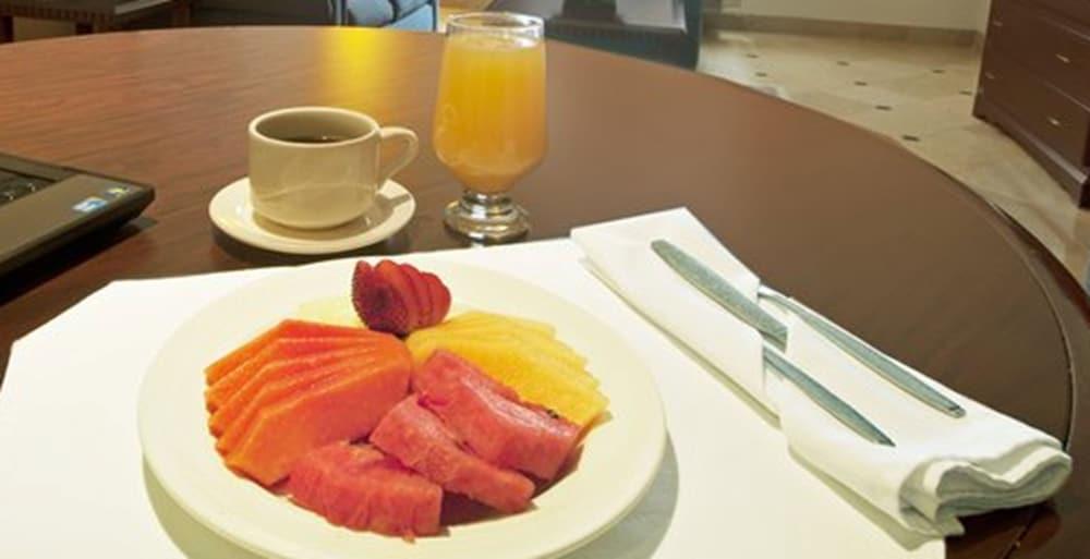 Fiesta Inn Toluca Tollocan Kültér fotó